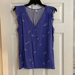 Size Medium Tall Blue Floral Pattern Shirt